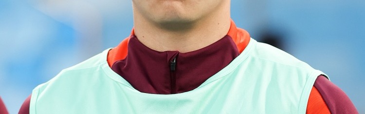 体坛：U23国足队长刘浩帆已可以动球，随时做好上场准备