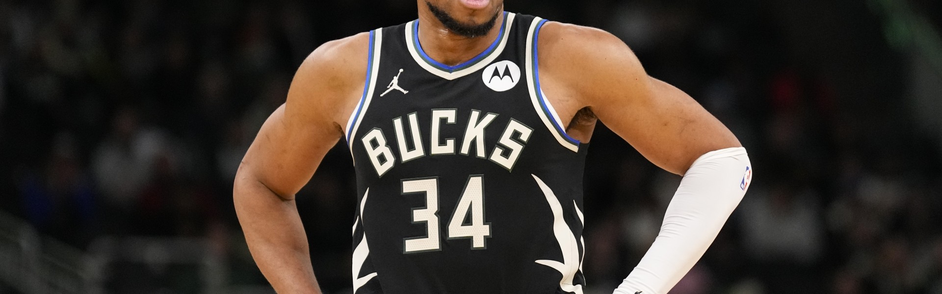 澳门资料库-湖人休赛季引援目标：德罗赞最适配？字母哥&amp;嘴哥&amp;沃特森也可追